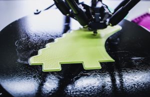 Leia mais sobre o artigo Broke a Glass? Someday You Might 3-D-Print a New One